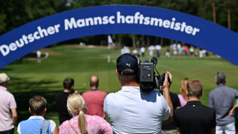 Kameramann bei der Liveübertragung des Turniers